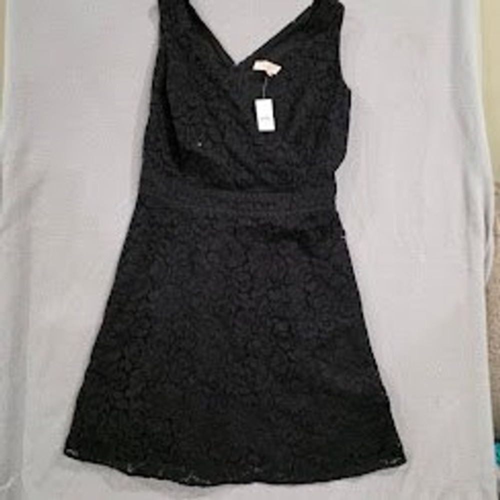 LOFT Black Floral Lace Dress NWT Size 8 Sleeveless V-Neck Cocktail Party A-Line